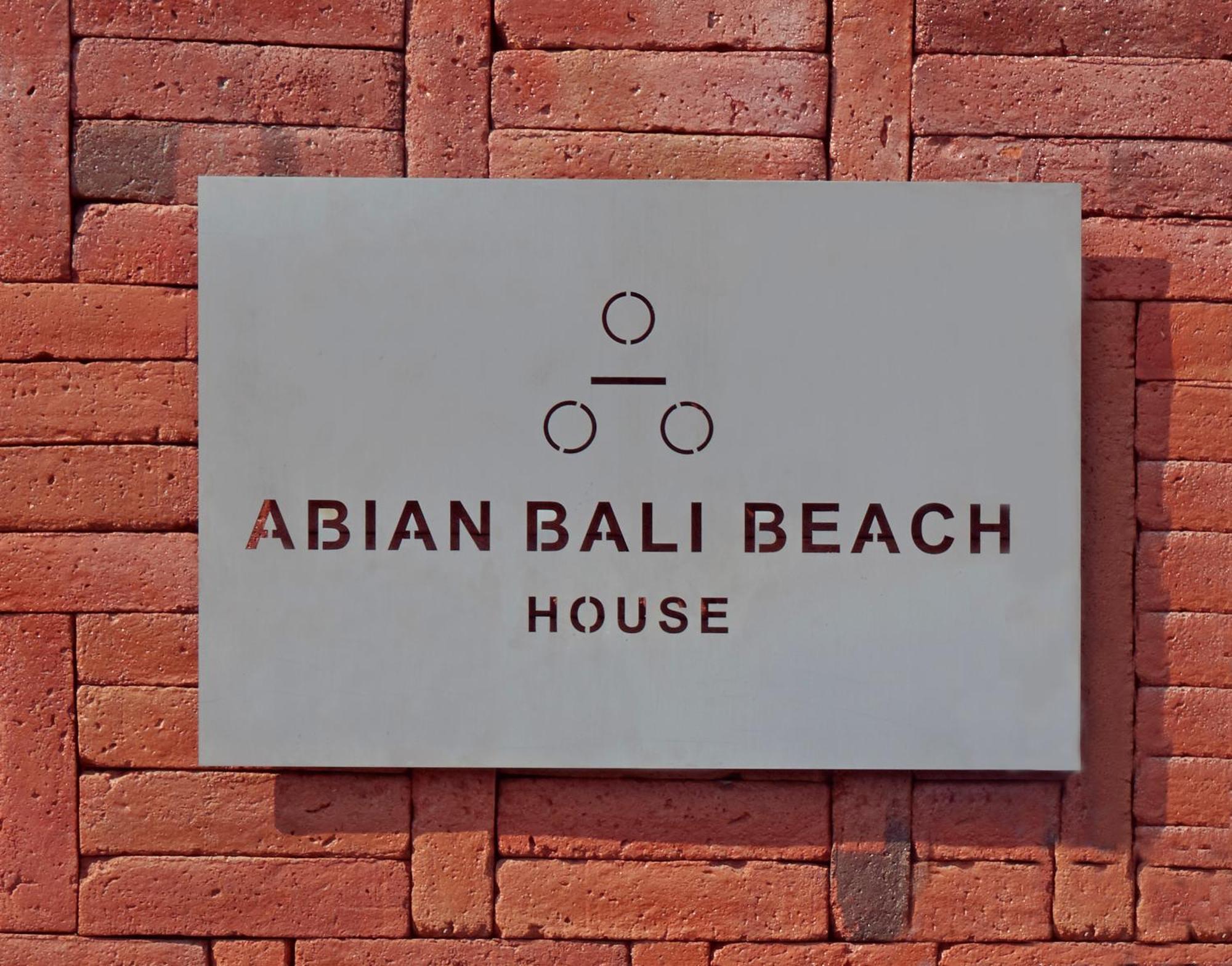 Abian Kapas Beach House Selemadeg Extérieur photo