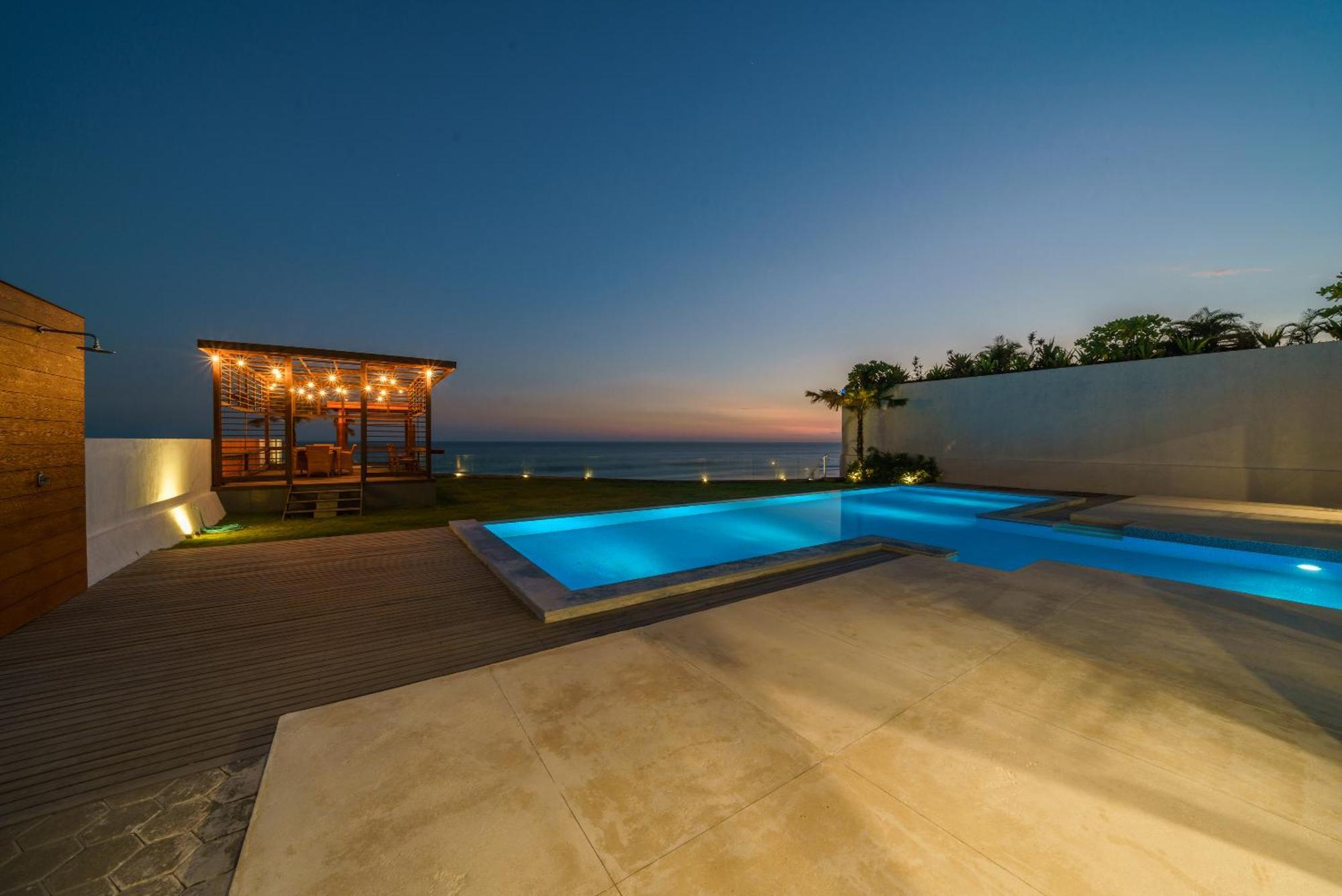 Abian Kapas Beach House Selemadeg Extérieur photo
